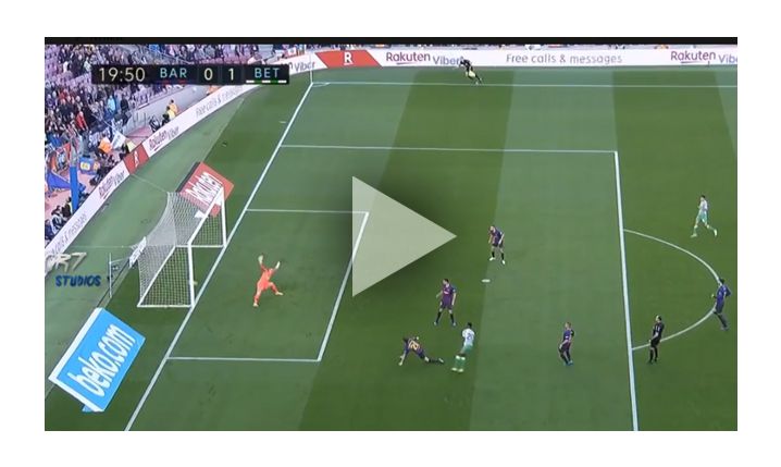 Junior Firpo zaskakuje Ter Stegena! 1-0 [VIDEO]